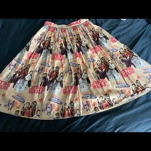 Disney Parks Her universe size sm star wars skirt